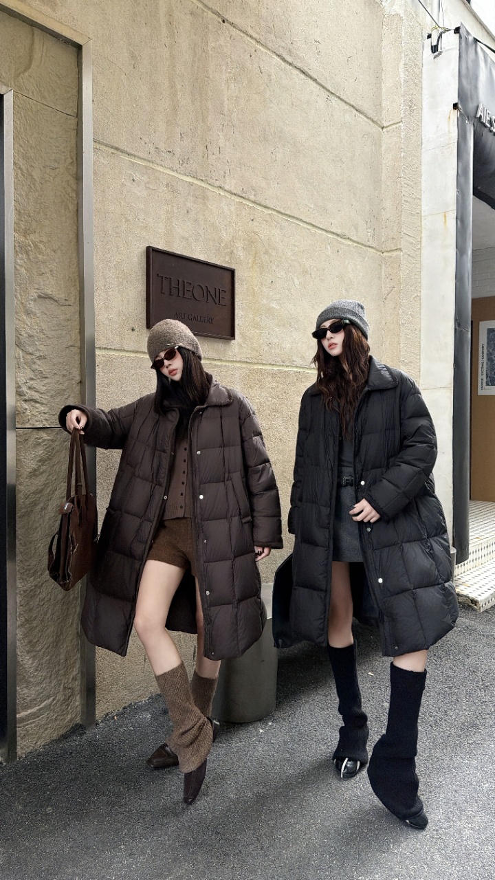 💰505
🔥🔥爆款羽绒服  四色SM  90白鸭绒
  款号：LLA105