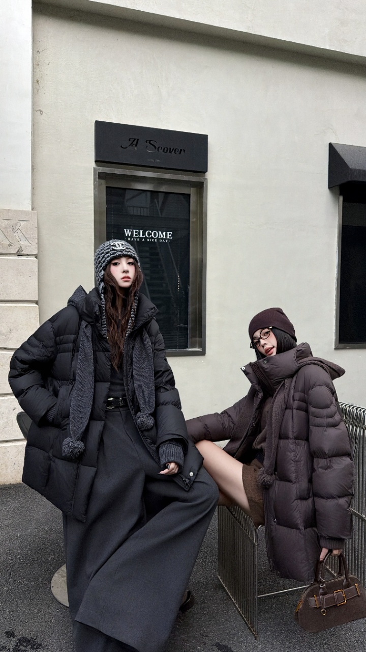 💰560
🔥🔥爆款羽绒服  五色SM  90白鸭绒
 款号：LLA106
黑，米，灰，粉，咖SM