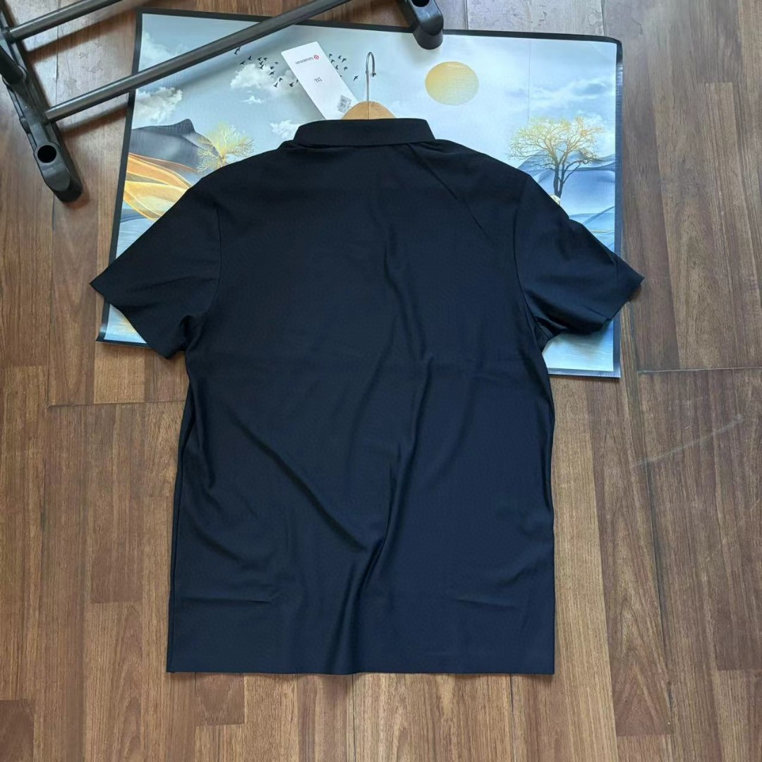 💰70
lululemon/露露经典基础款翻领胸标小logo冰丝无痕polo短袖T恤,五色可选,夏季POLO衫短袖,商务休闲简约风,上身帅气百搭,夏季必备百搭奢潮单品
高端定制冰丝无痕面料 ,穿着舒适、冰爽丝滑透气 、 胸前经典简约小logo设计,翻领纽扣设计,百搭商务休闲款,潮男必备单品 ,上身帅气百搭,做工精致,细节到位,诚意满满
🏊🏻非常适合当季的款,上身百搭不挑人,玩转你的潮流,期待你我共同的驾驭🌞
颜色,黑色,白色,浅灰色,雾霾蓝,深灰色
尺码表:
衣长 胸围 肩宽 袖长 推荐身高体重
M 65 100 43 65 ,适合身高160到165,体重85-105斤
L 67 104 45 67 ,适合身165到170,体重105-125斤
XL 69 108 46 69 ,适合身高170到175,体重125-140斤
2XL 71 112 48 71 ,适合身高175到180,体重140-155斤
3XL 73 116 50 73 适合身高180到185,体重155-170斤
4XL 75 120 51 75 适合身高185到190,体重170-185斤
5XL 77 124 52 77 适合身高185到195,体重185到205斤