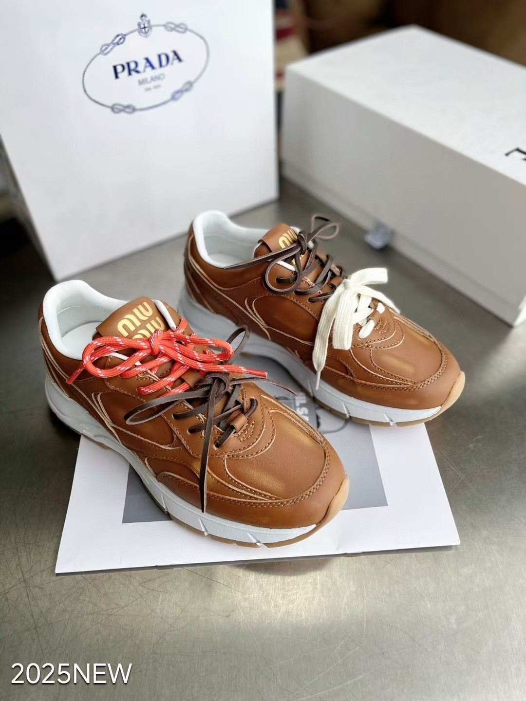 NO:407478,The latest version of the Miao series, high-quality shipment [seduction] [seduction] [seduction] [seduction] [seduction] Fabric 1: polished cowhide Fabric 2: Niujing/Net inner sheepskin footbed sheepskin Size 35-40 Outsole Rubber 4 cm, casual shoes/sports shoes, sneakers, cowhide, sheepskin19860909出 缪系最新爆版,高品出货[勾引][勾引][勾引][勾引] 面料1:擦色牛皮 面料2:牛京/网 内里羊皮 垫脚羊皮 尺码35-40 大底 橡胶4公分,休闲鞋/运动鞋,sneakers,cowhide,sheepskin,Women's Shoes