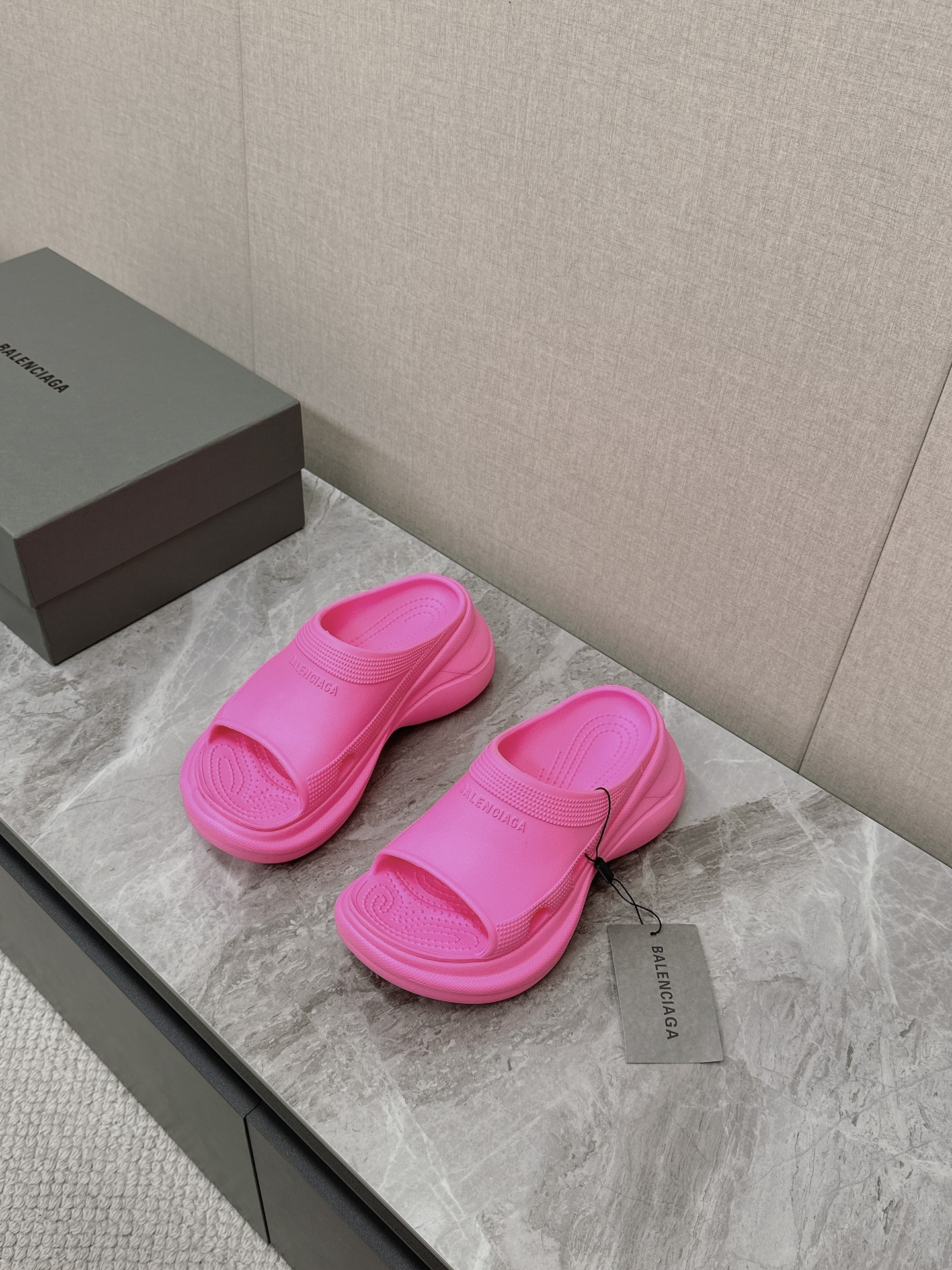 Balenciaga Women's Pool Slide Sandal - Pink Rubber Platform Summer Shoes 3 i1715514843 5785 0