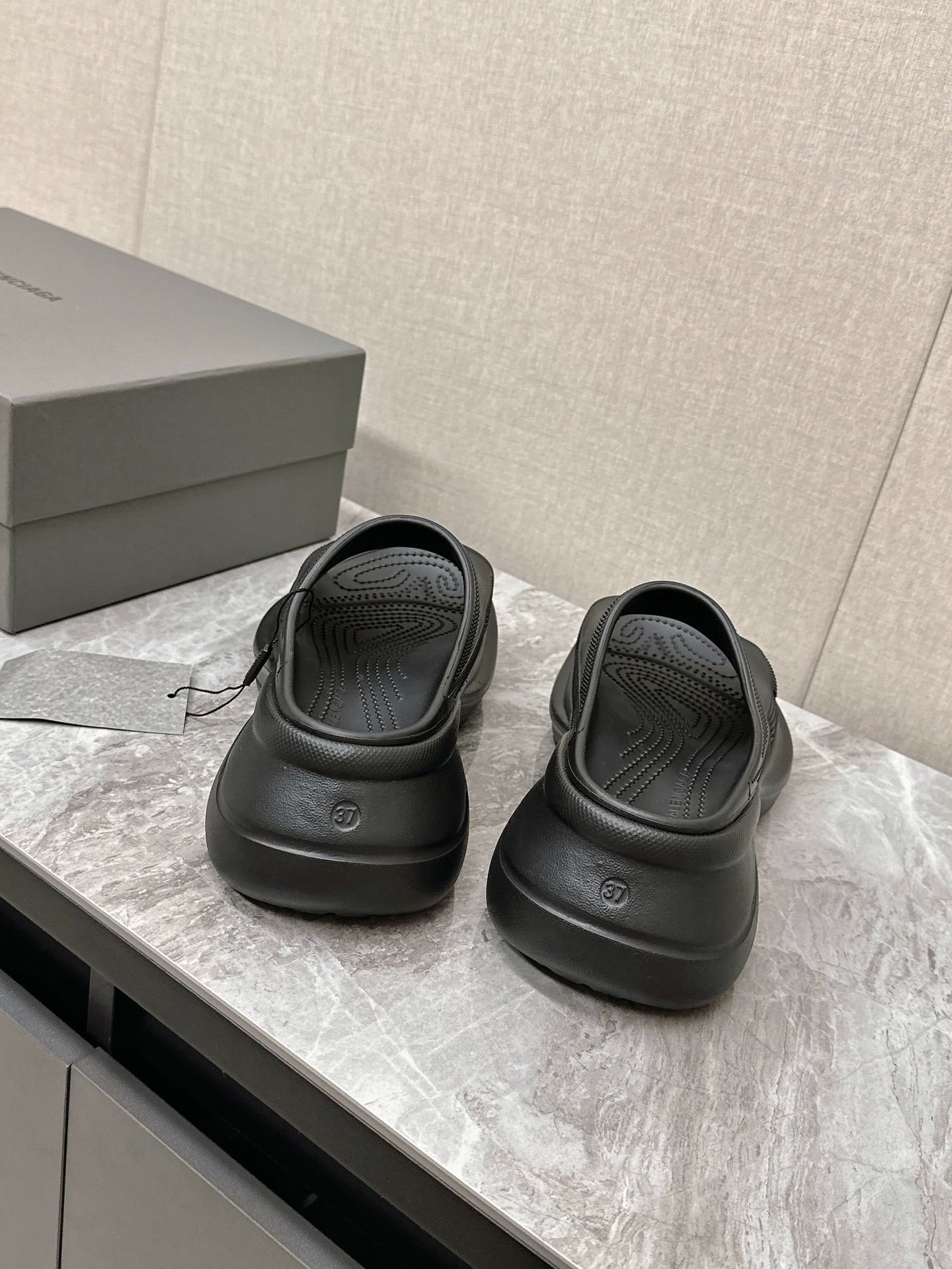 Balenciaga Women's Rubber Sandal Slides Summer, Black, Size 35-40 9 i1715514962 5598 0