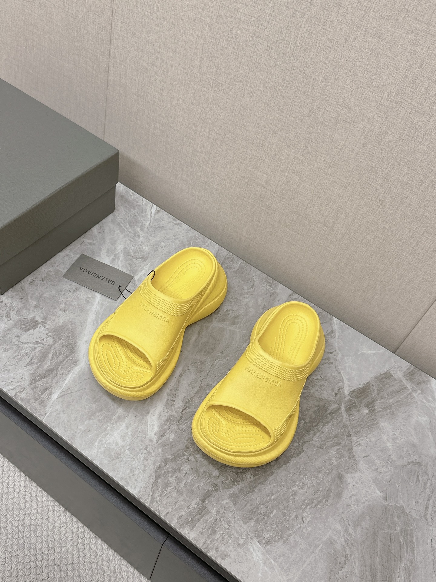 Balenciaga Women's Rubber Pool Slides Sandals - Yellow, Comfortable Platform 4 i1715515179 3260 0