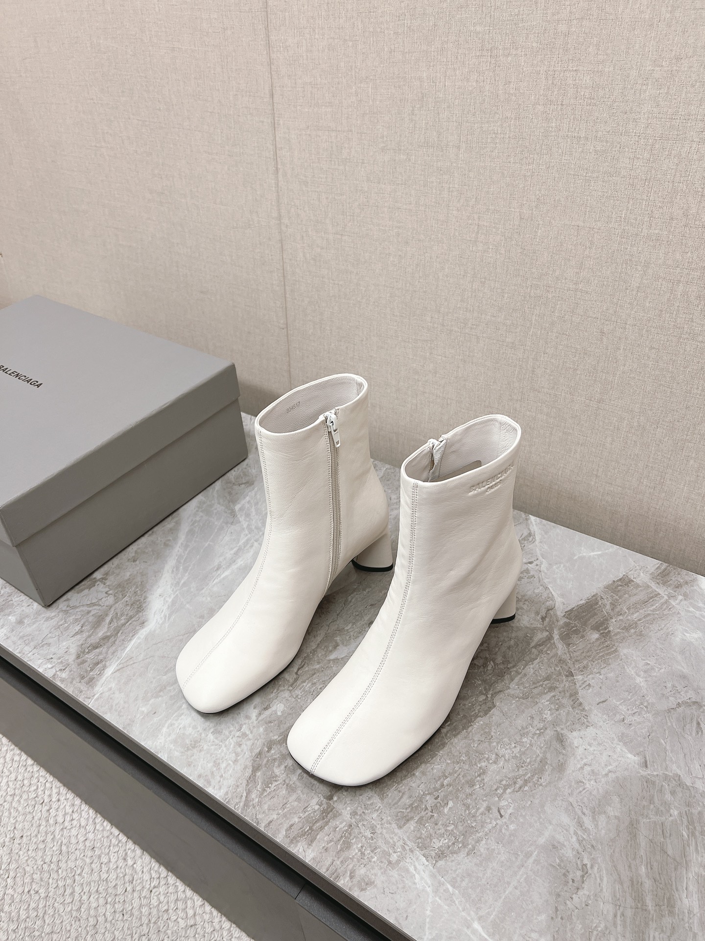 Balenciaga Short Boots Genuine Leather Sheepskin Fashion