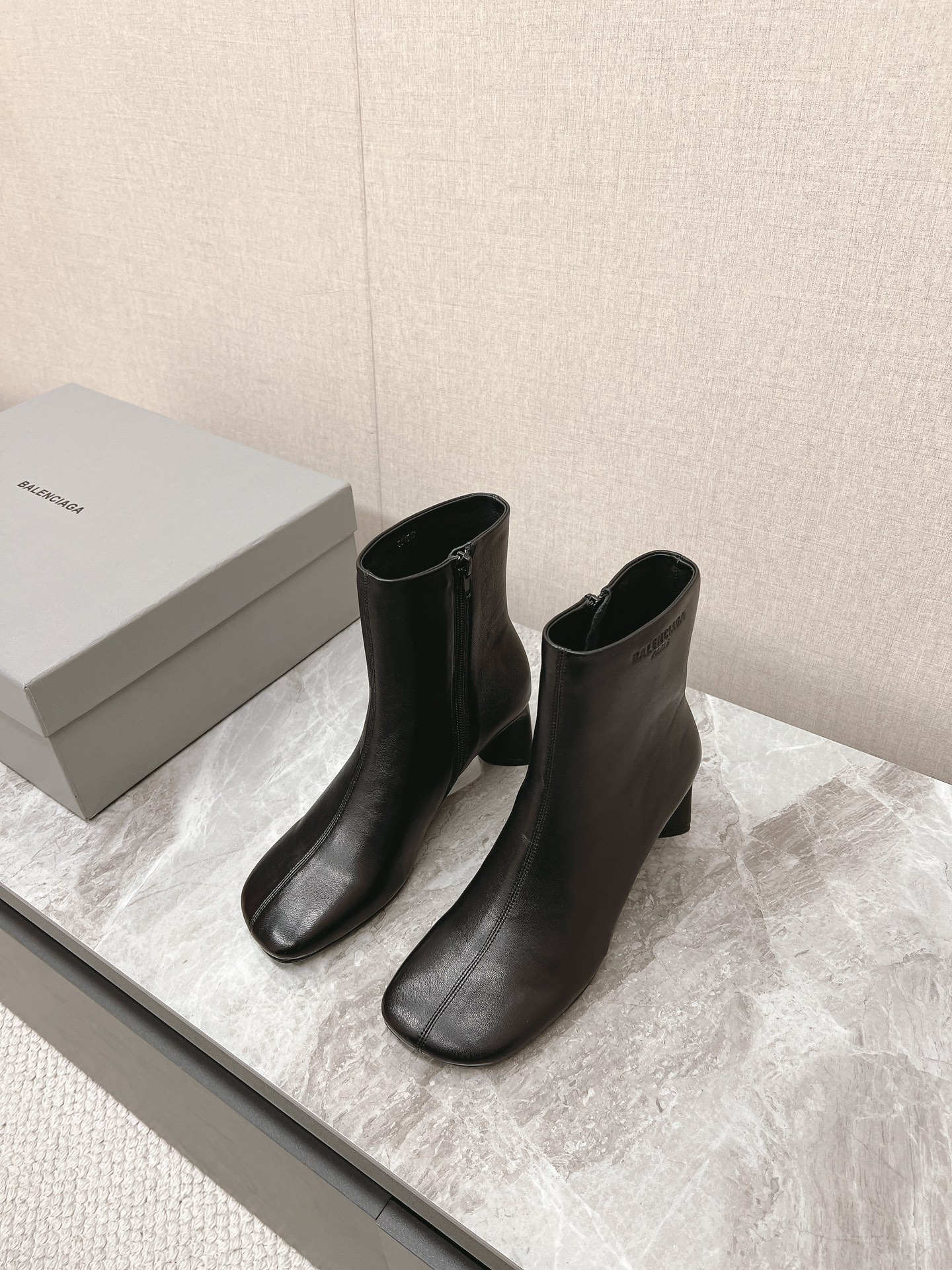 Balenciaga Short Boots Genuine Leather Sheepskin Fashion