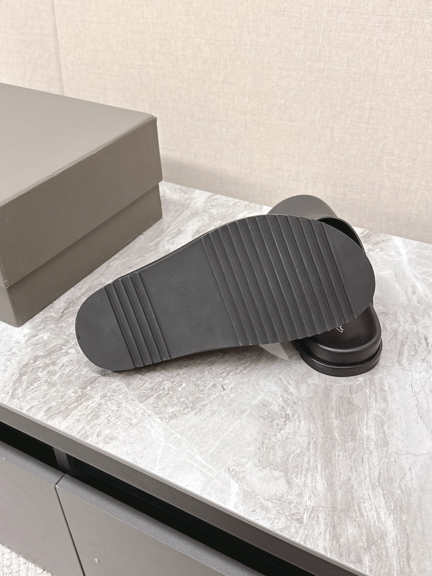 Rick Owens Crazy Bandage Couple Slippers Suede Black Handmade 10 i1742639632 5354 0