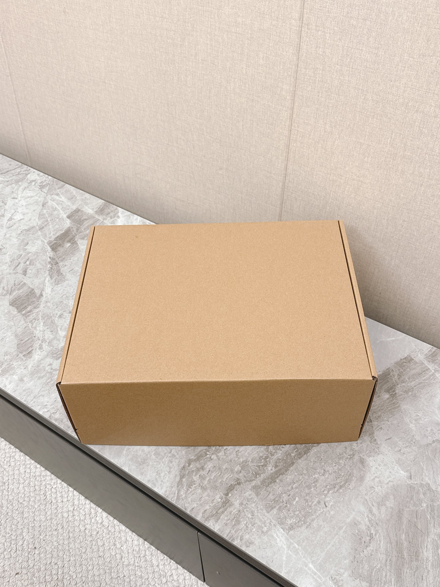 NO:239852,Full set of airplane boxes, dad shoes19860909飞机盒全套包装,老爹鞋,Women's Shoes