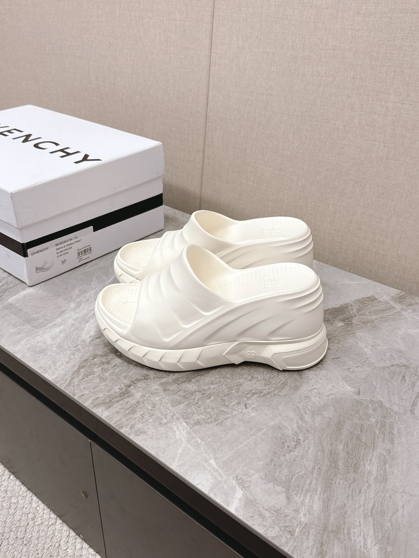 Givenchy Marshmallow Wedge Sandals: Comfortable & Stylish, Size 35-40 5 i1745068282 4476 0