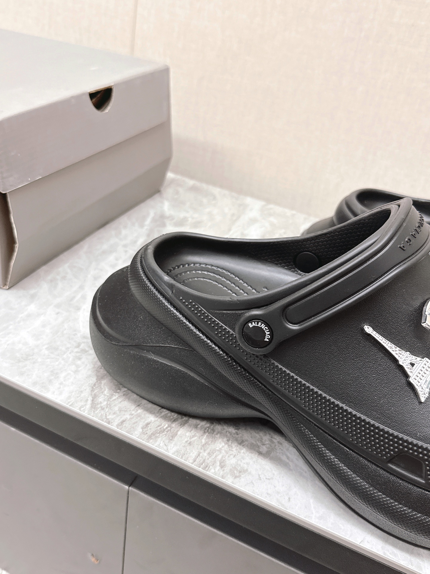 Balenciaga Women's Spring/Summer Clogs With Brand Logo & DIY Charms 9 i1745151135 8366 0