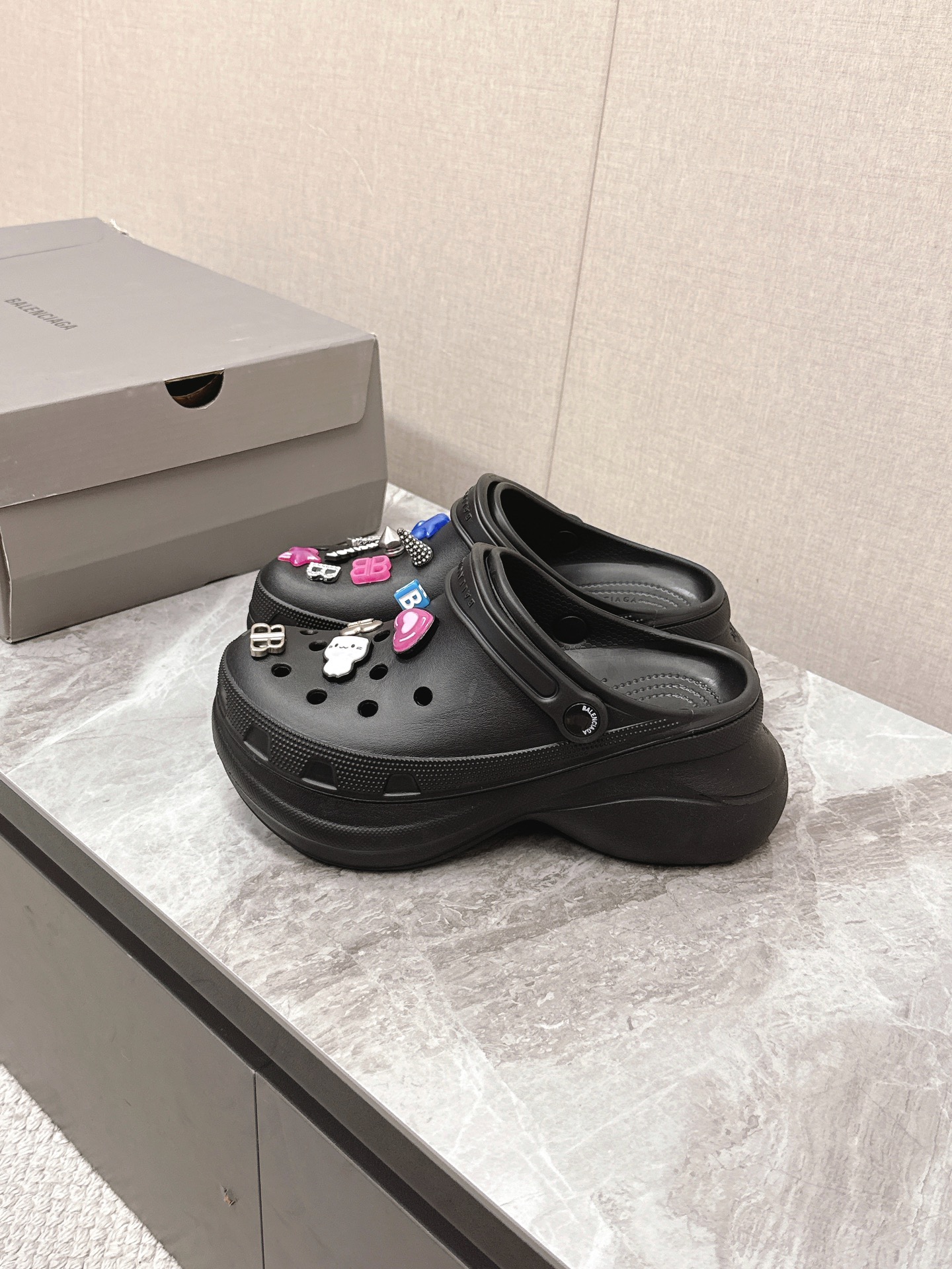 Balenciaga Women's Spring/Summer Clogs with DIY Charms, Lightweight EVA Sole 5 i1745151282 9431 0