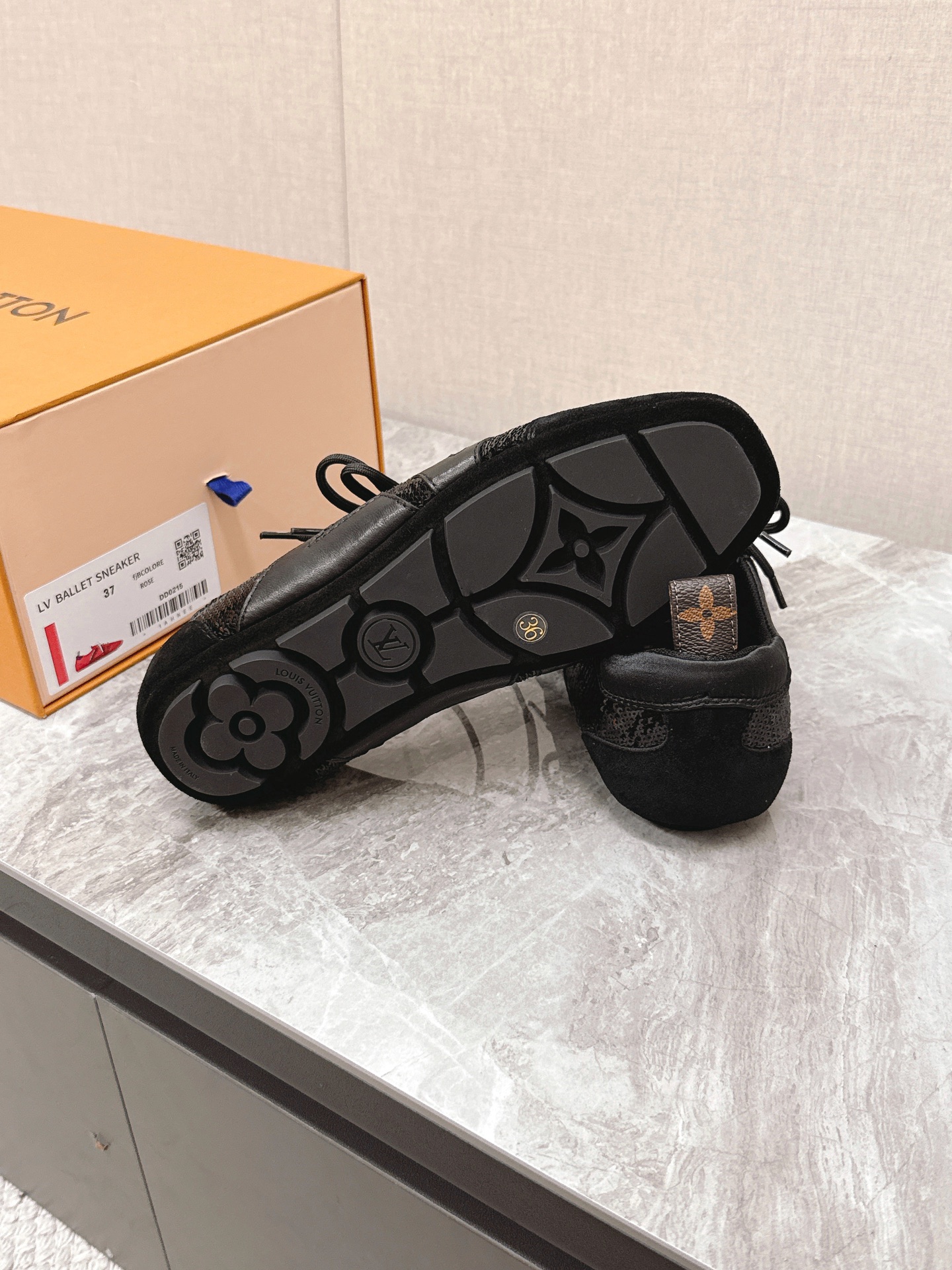 Louis Vuitton Sneakerina Ballet Flats - Lightweight & Comfortable Shoes 10 i1745399743 1718 0