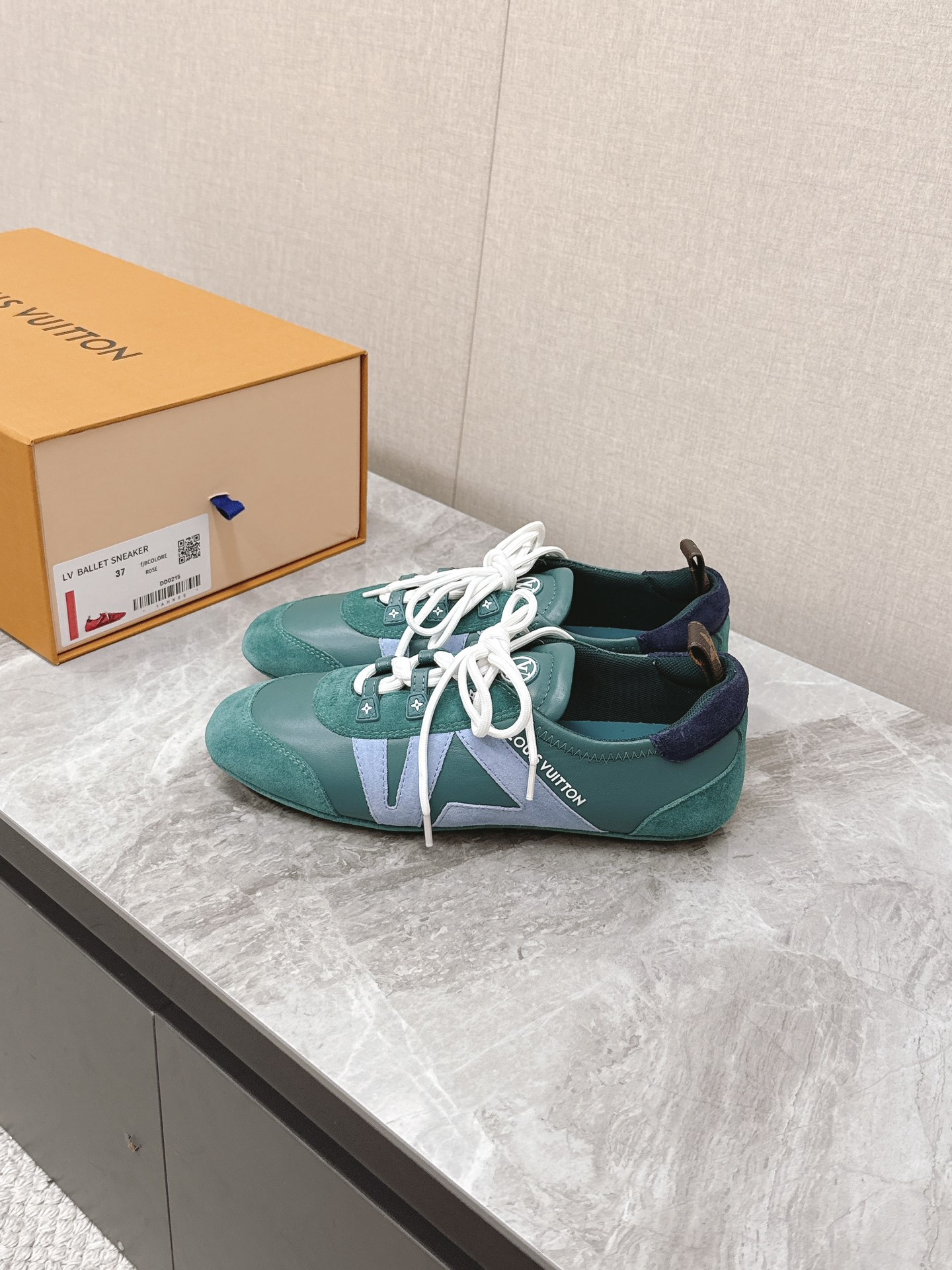 Louis Vuitton Sneakerina Ballet Sneakers Green Leather Women's Shoes 5 i1745399760 6878 4