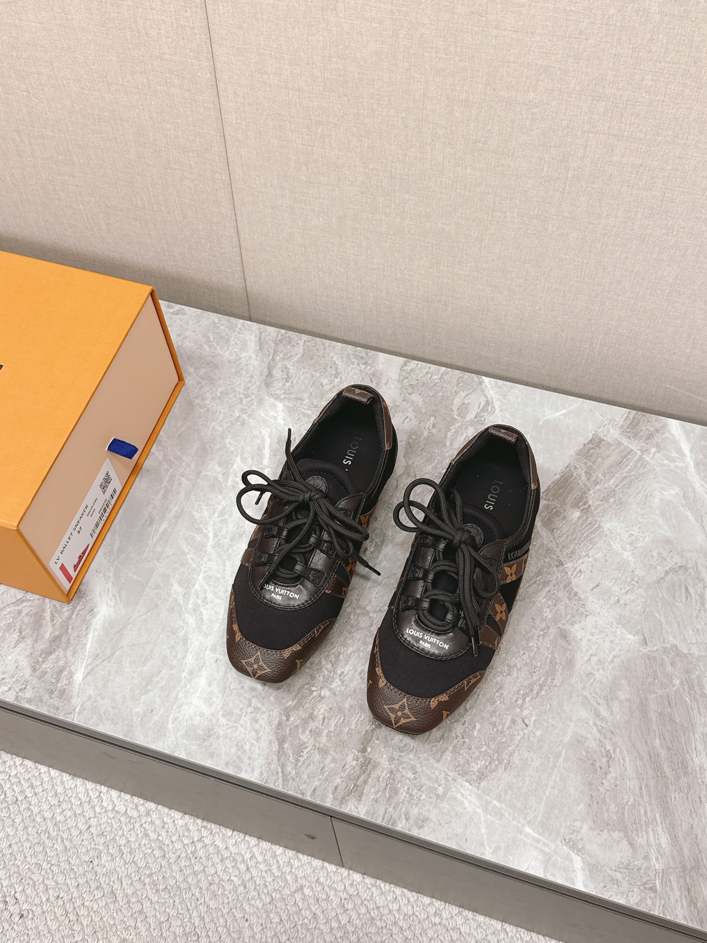 Louis Vuitton Sneakerina Ballet Flat: Lightweight, Comfortable, and Stylish 4 i1745399810 2616 0