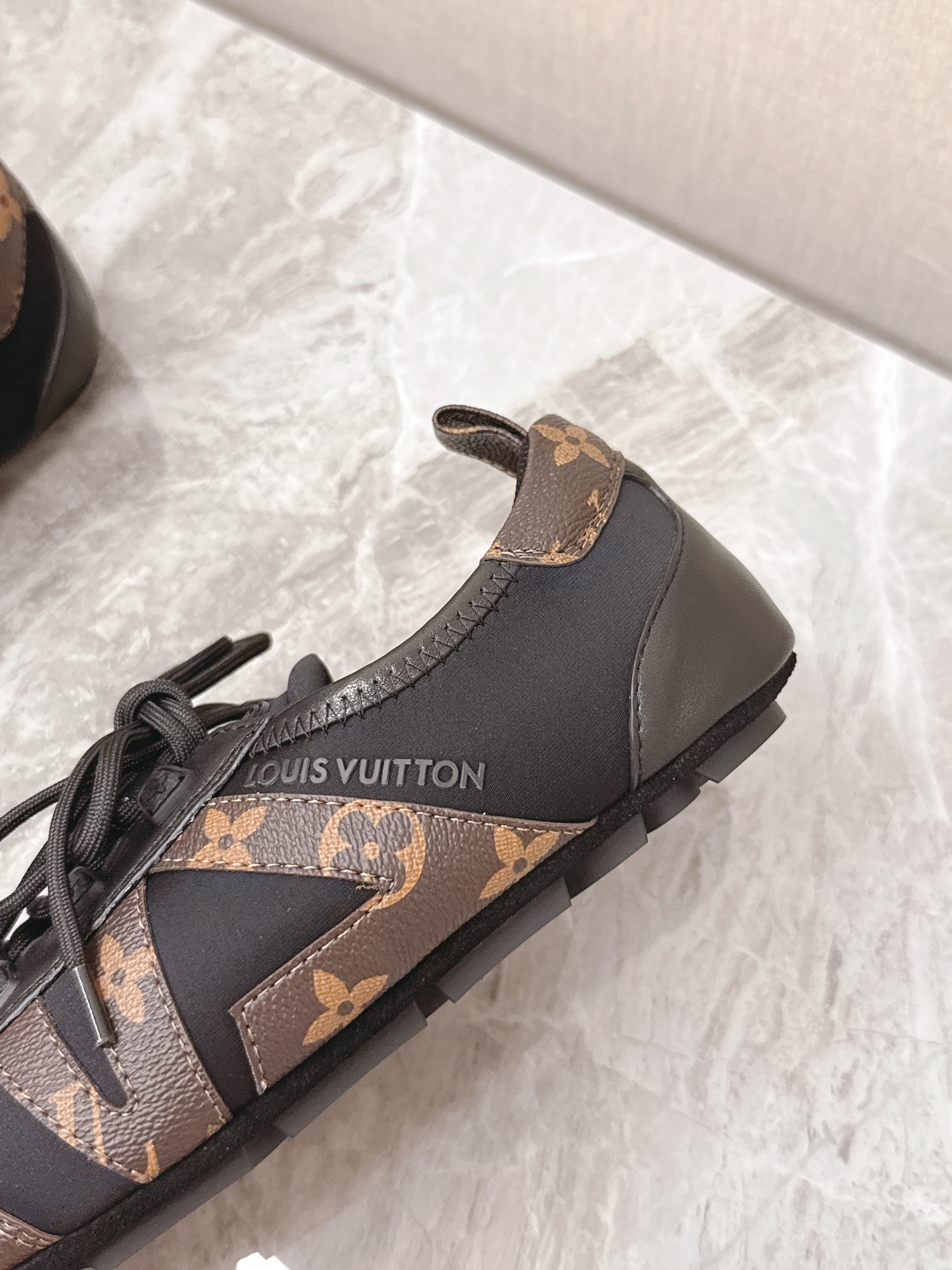 Louis Vuitton Sneakerina Ballet Flat: Lightweight, Comfortable, and Stylish 8 i1745399811 2708 0