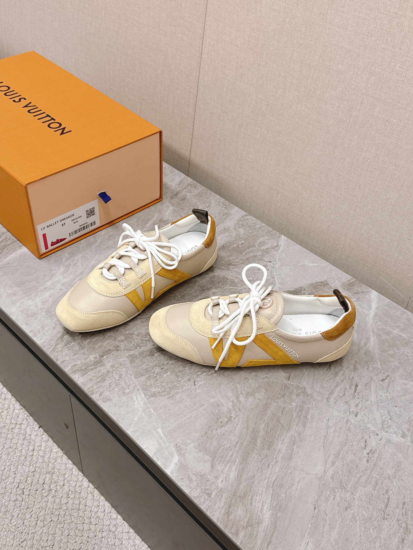 Louis Vuitton Sneakerina Ballet Flat Shoes - Comfortable & Stylish 3 i1745399905 1676 2