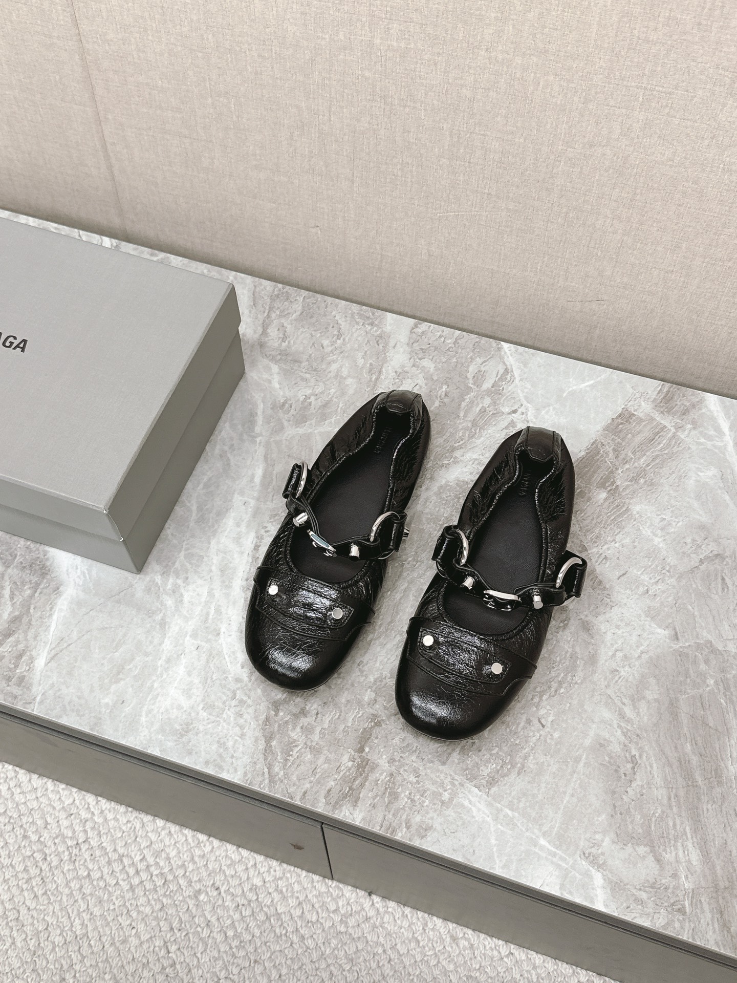 Paris Family 700: Ultra-Light Ballet Shoes with Soft Soles and Premium Materials - 图片 3
