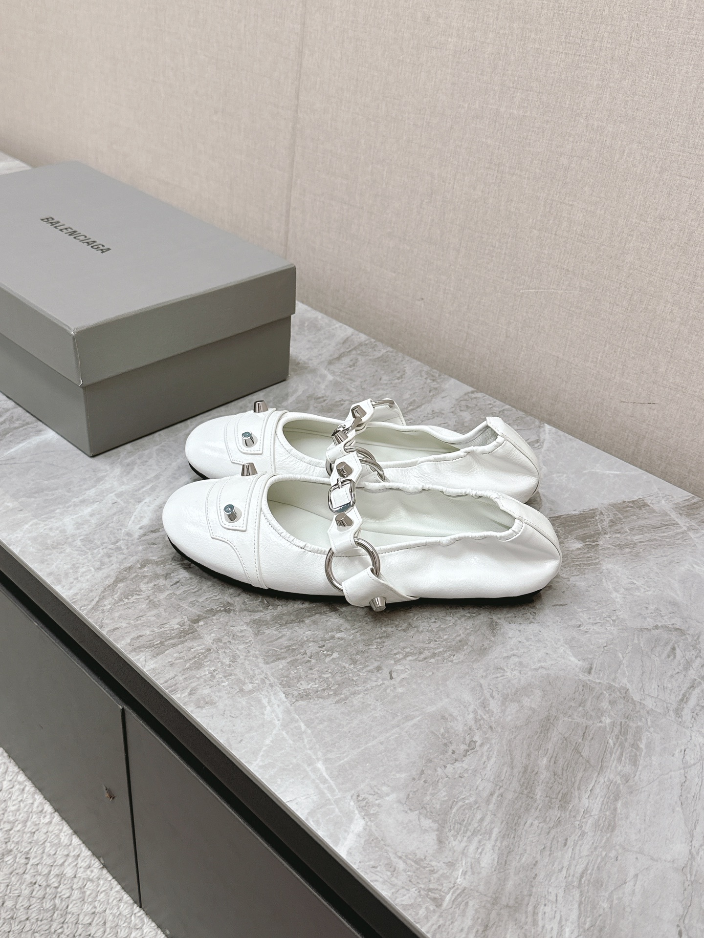 Paris Family 700 Ballet Shoes: Soft Soles, Premium Materials, Lightweight Design - 图片 4