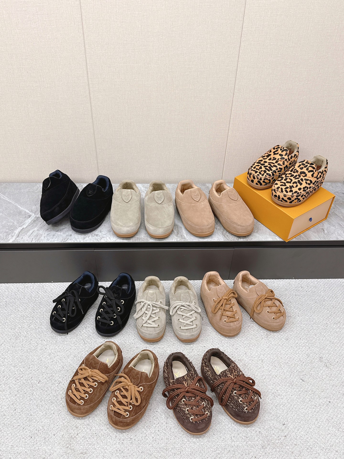 NO:546130,High-version ~ couples with airplane box ~, casual shoes/sports shoes, sneakers19860909高版本～情侣款配飞机盒～,休闲鞋/运动鞋,sneakers,Women's Shoes