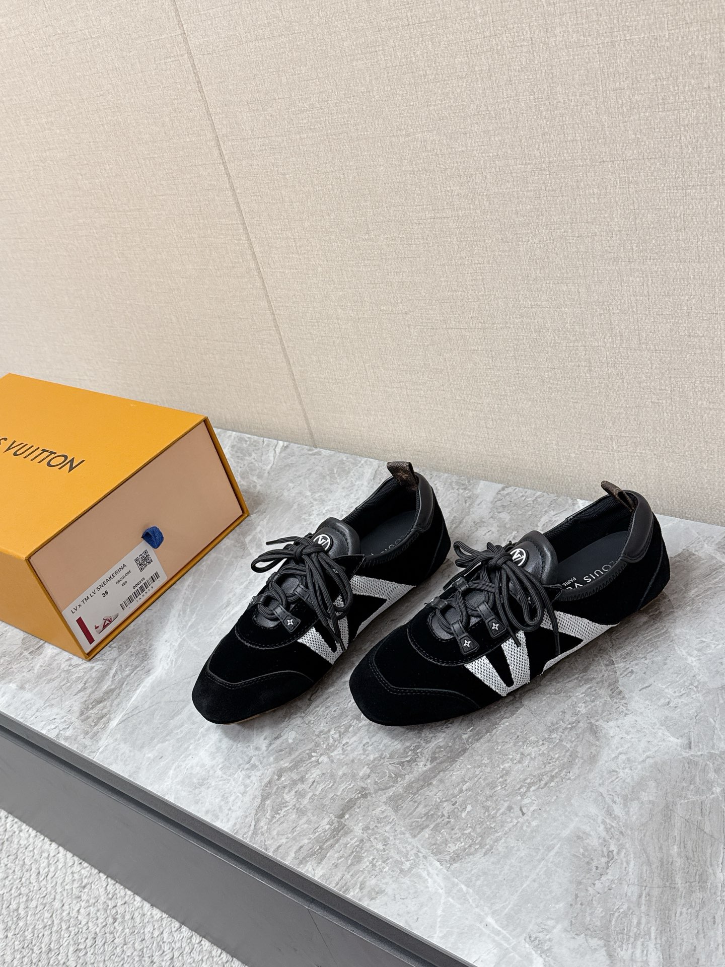 LV Style Leather Women's Shoes Lookbook Reference image 2