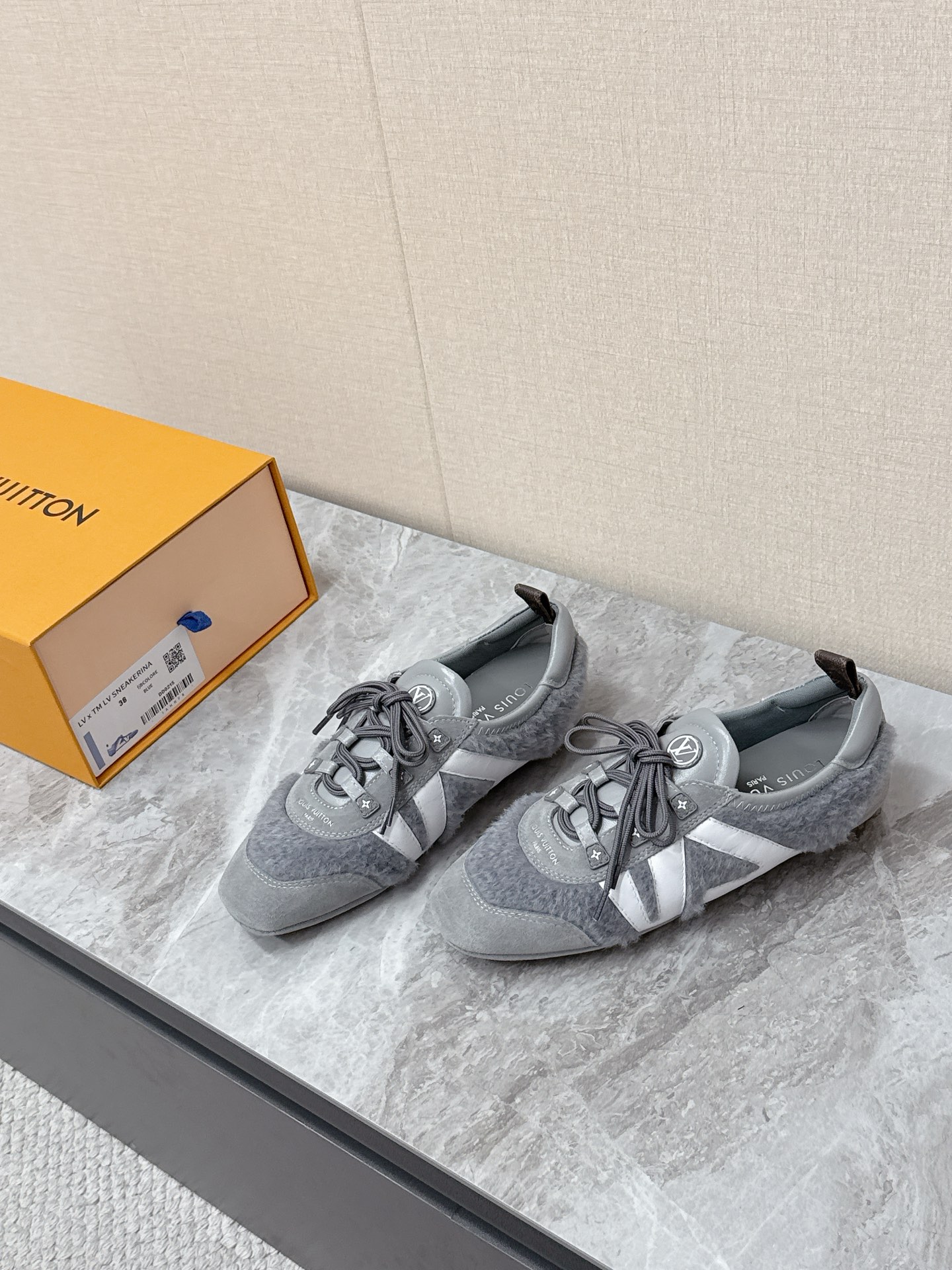 LV Style Leather Women's Shoes Lookbook Reference image 2
