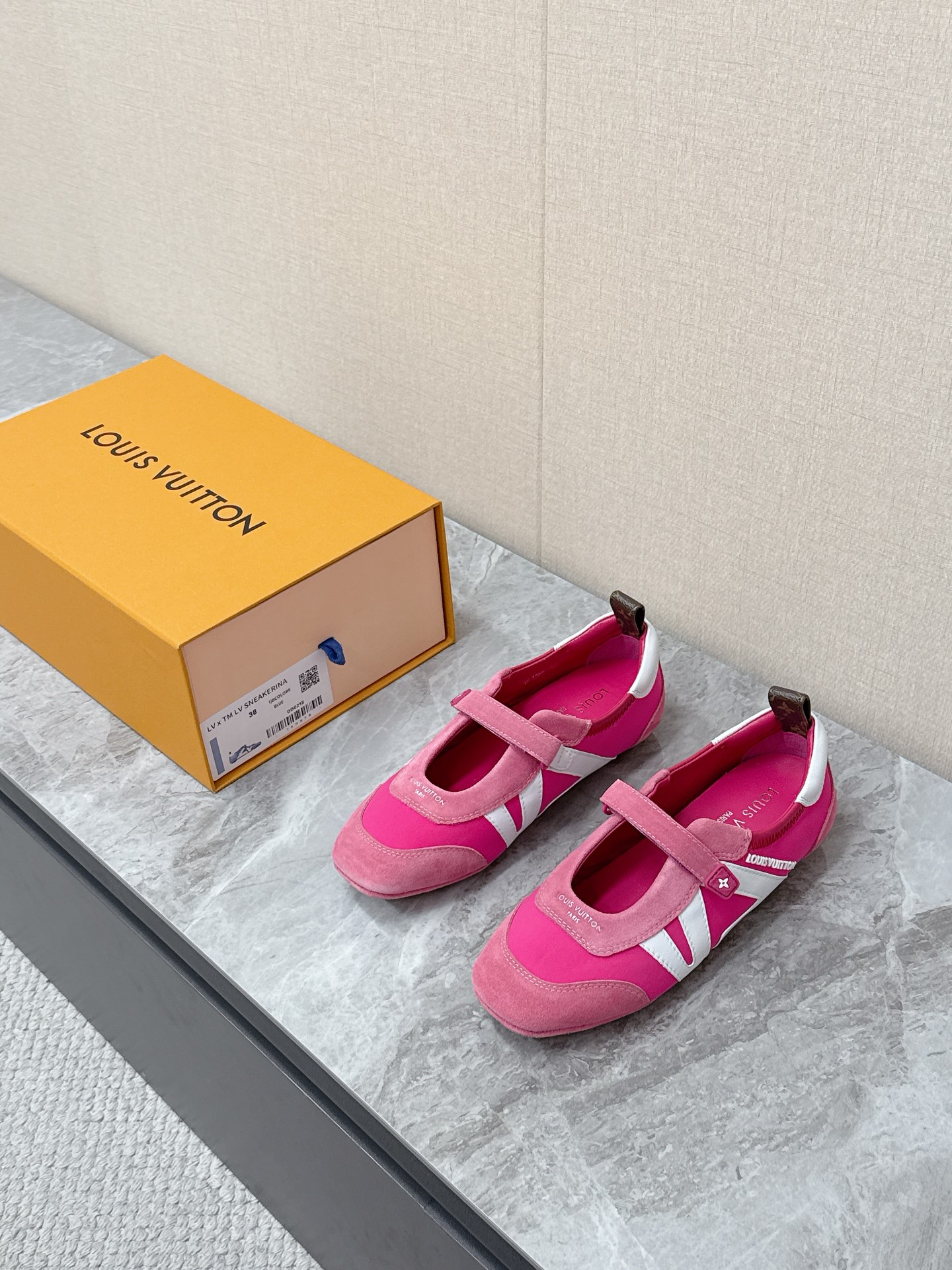 LV Style Leather Women's Shoes Lookbook Reference image 1