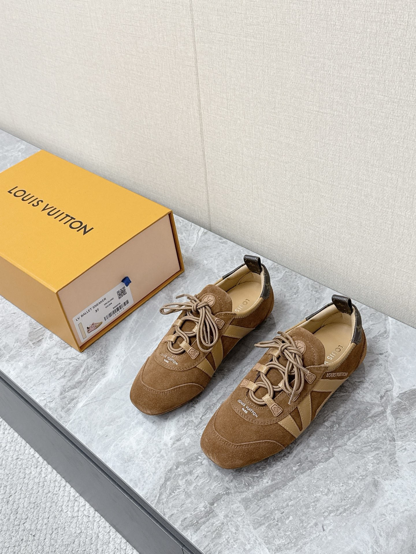 LV Style Leather Women's Shoes Lookbook Reference image 1