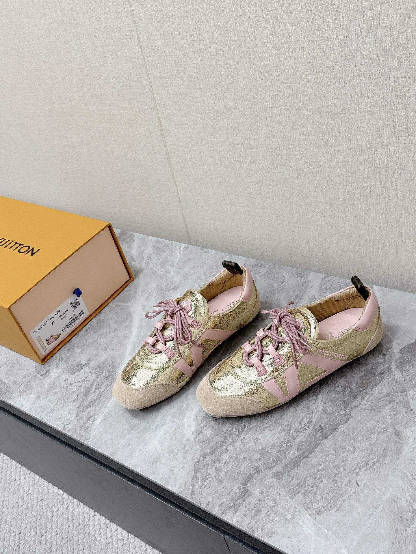 LV Style Leather Women's Shoes Lookbook Reference image 2