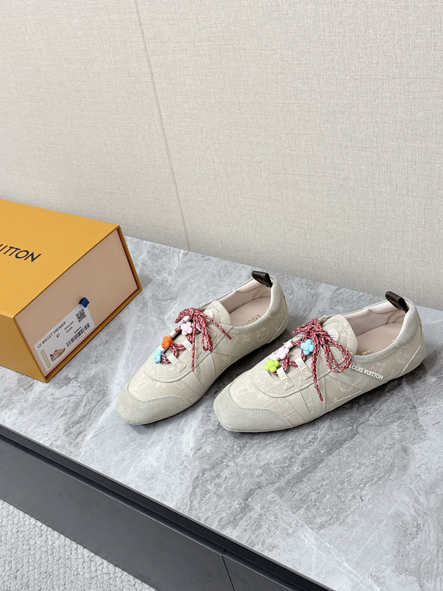 LV Style Leather Women's Shoes Lookbook Reference image 2