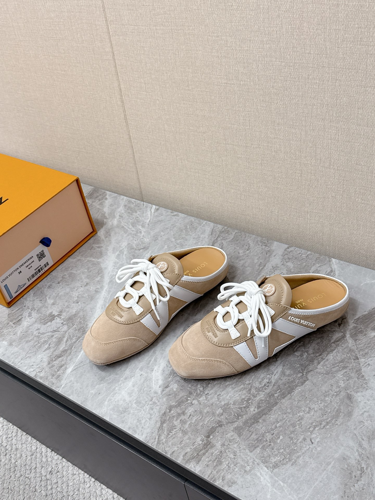 LV Style Leather Women's Shoes Lookbook Reference image 2