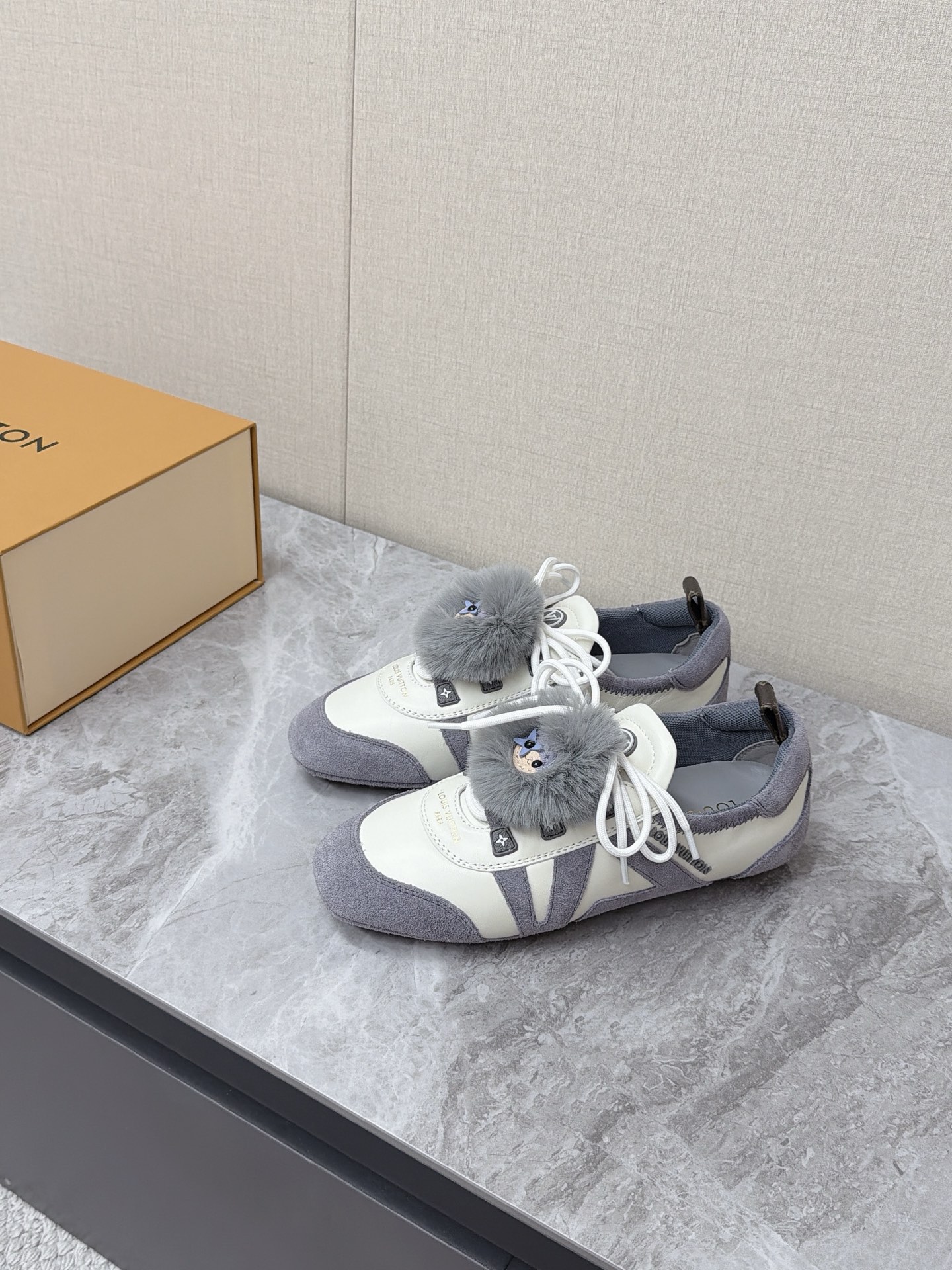 Louis Vuitton Sneakers