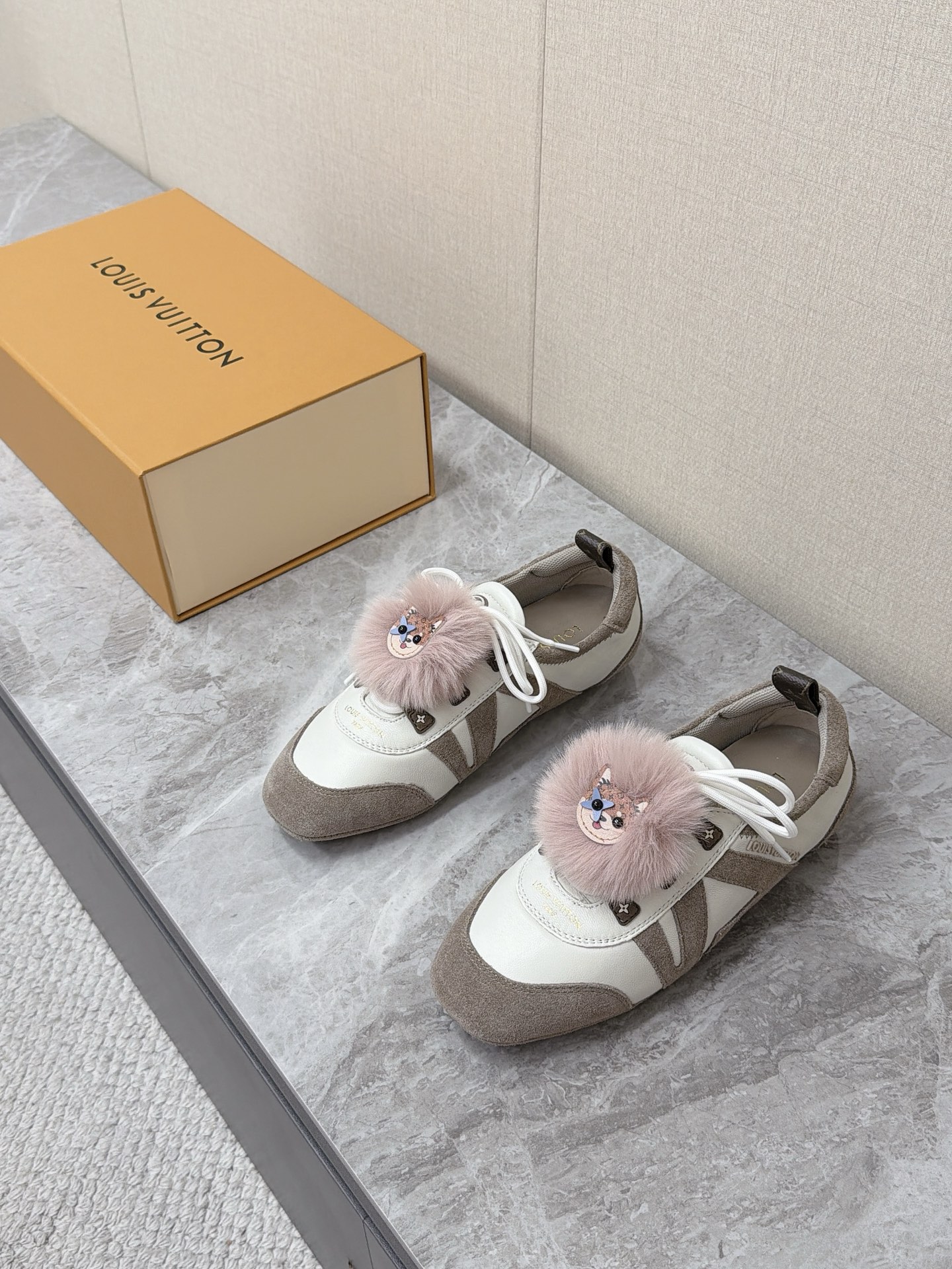 Louis Vuitton Sneakers