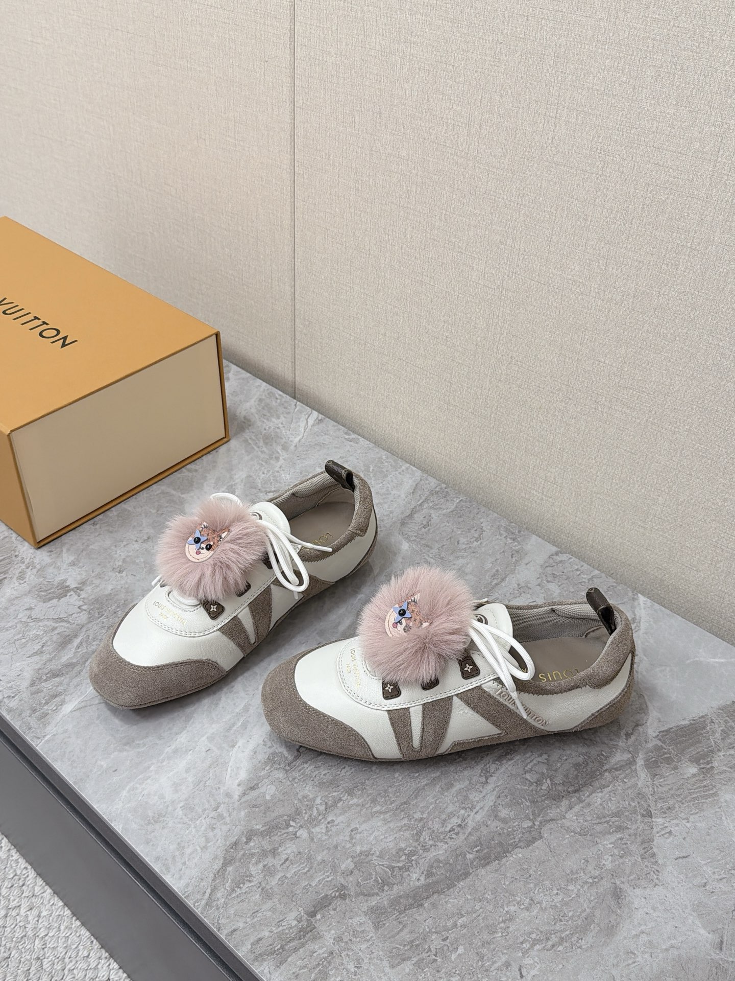 Louis Vuitton Sneakers