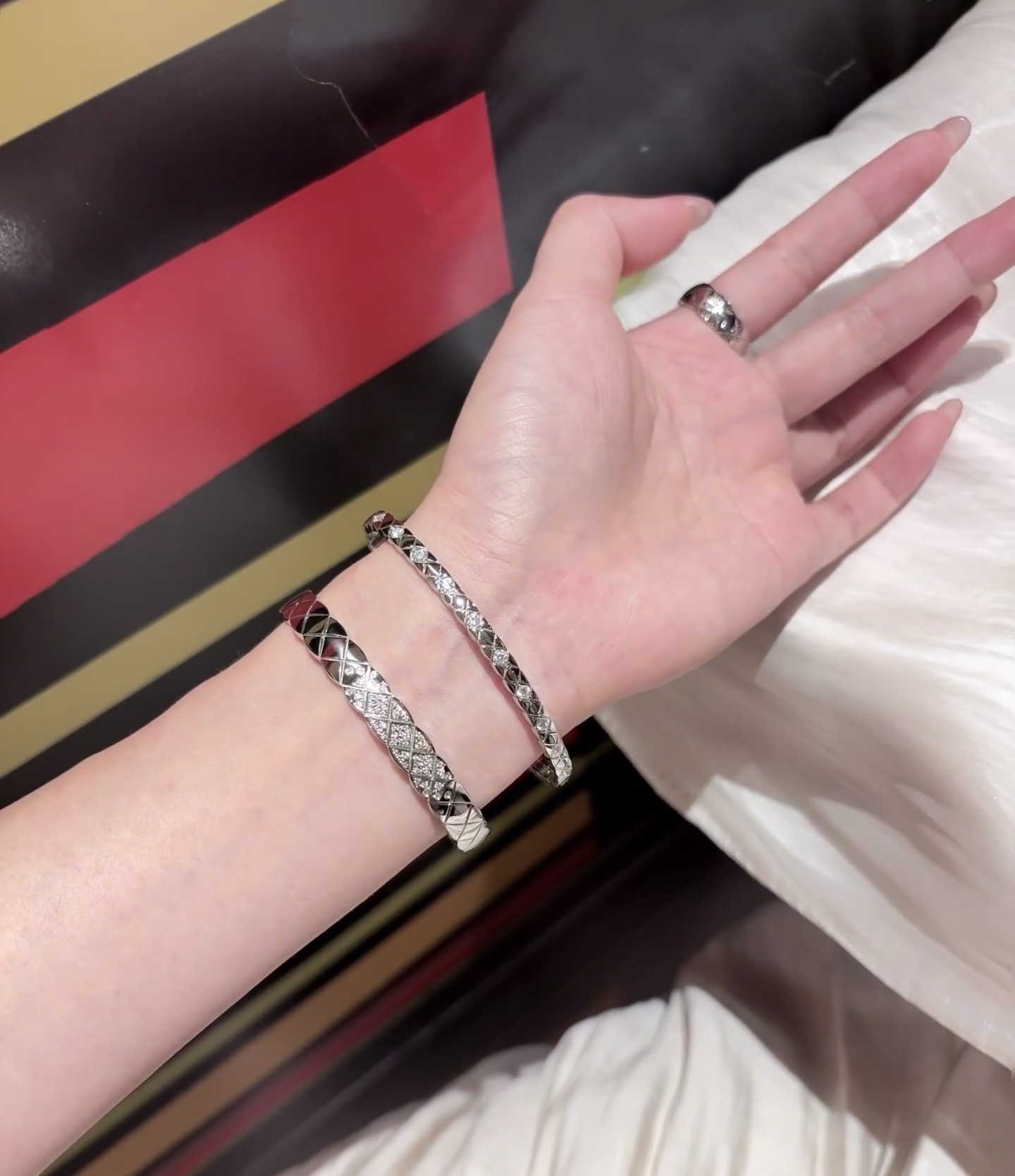 NO:633750,coco crush stacked bracelets, bracelet, Cartier high-end jewelry19860909coco crush 手镯叠戴,,bracelet,卡迪亚高端饰品,Jewelry