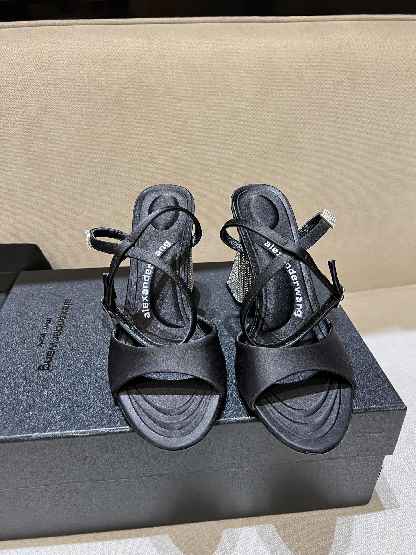 Top Quality Replica
 Alexander Wang Shoes Sandals Slippers Set With Diamonds Genuine Leather Spring/Summer Collection