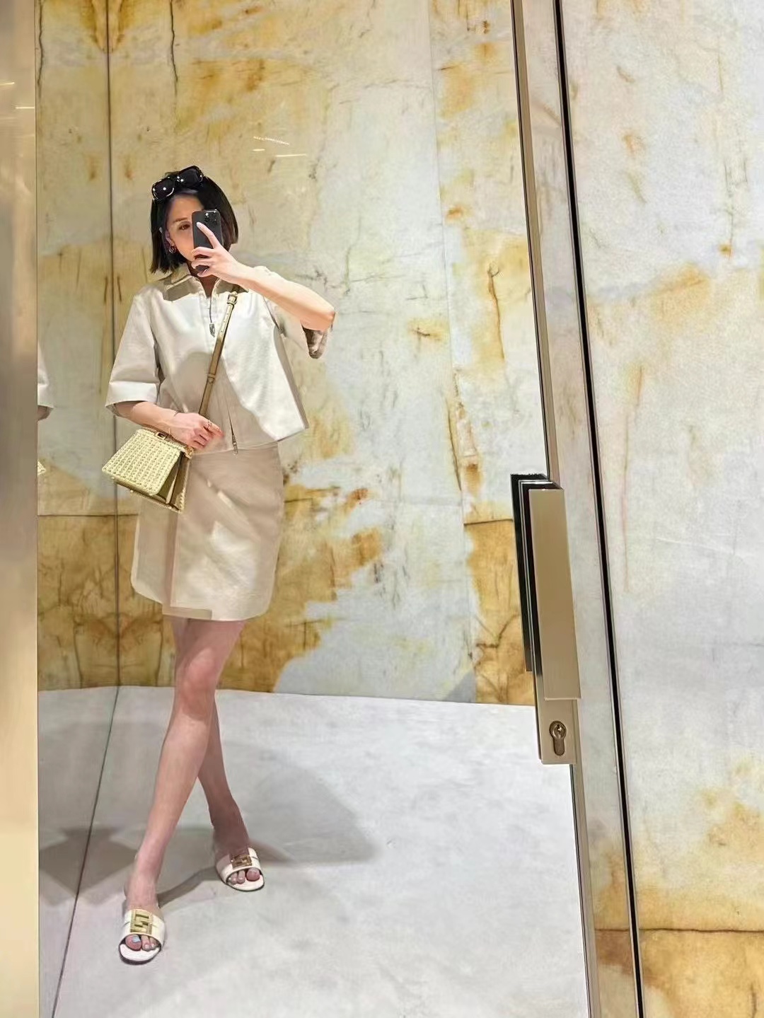 NO:239296,Foot-mounted demonstration map!  Top version, exclusive source of goods, non-market currency!  sandals sandals19860909上脚示范图！顶级版本,独家货源,非市场通货！,凉鞋,sandals,Women's Shoes