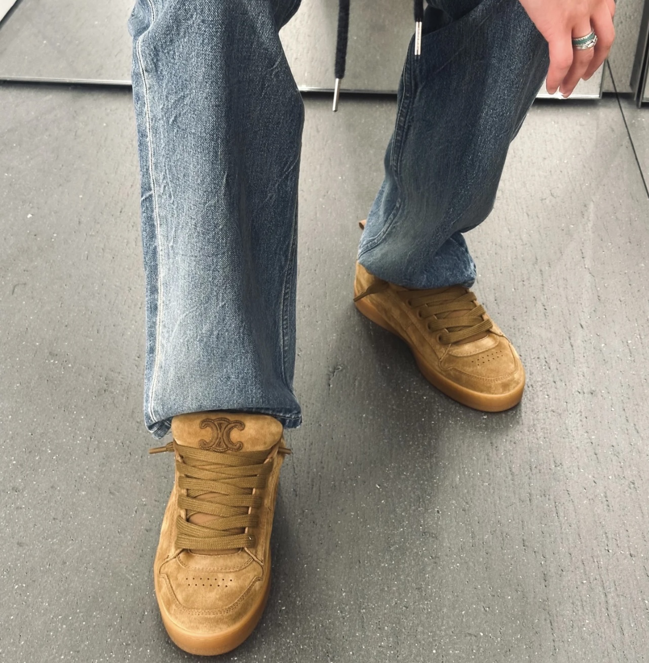 NO:234493,Footwear demonstration, casual shoes/sports shoes, sneakers19860909上脚示范,休闲鞋/运动鞋,sneakers,Women's Shoes