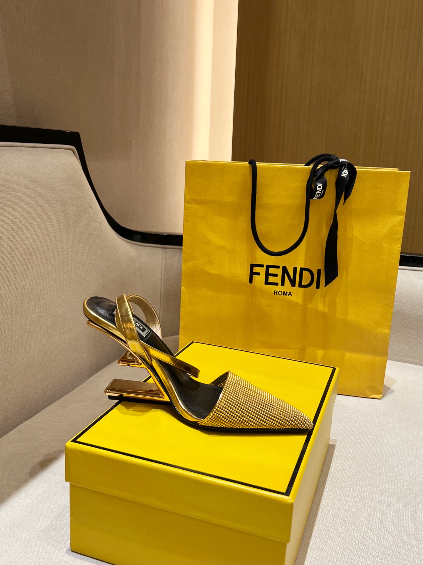 NO:229391,Super invincible, slippers, slippers19860909超级无敌好看,拖鞋,slippers,Women's Shoes