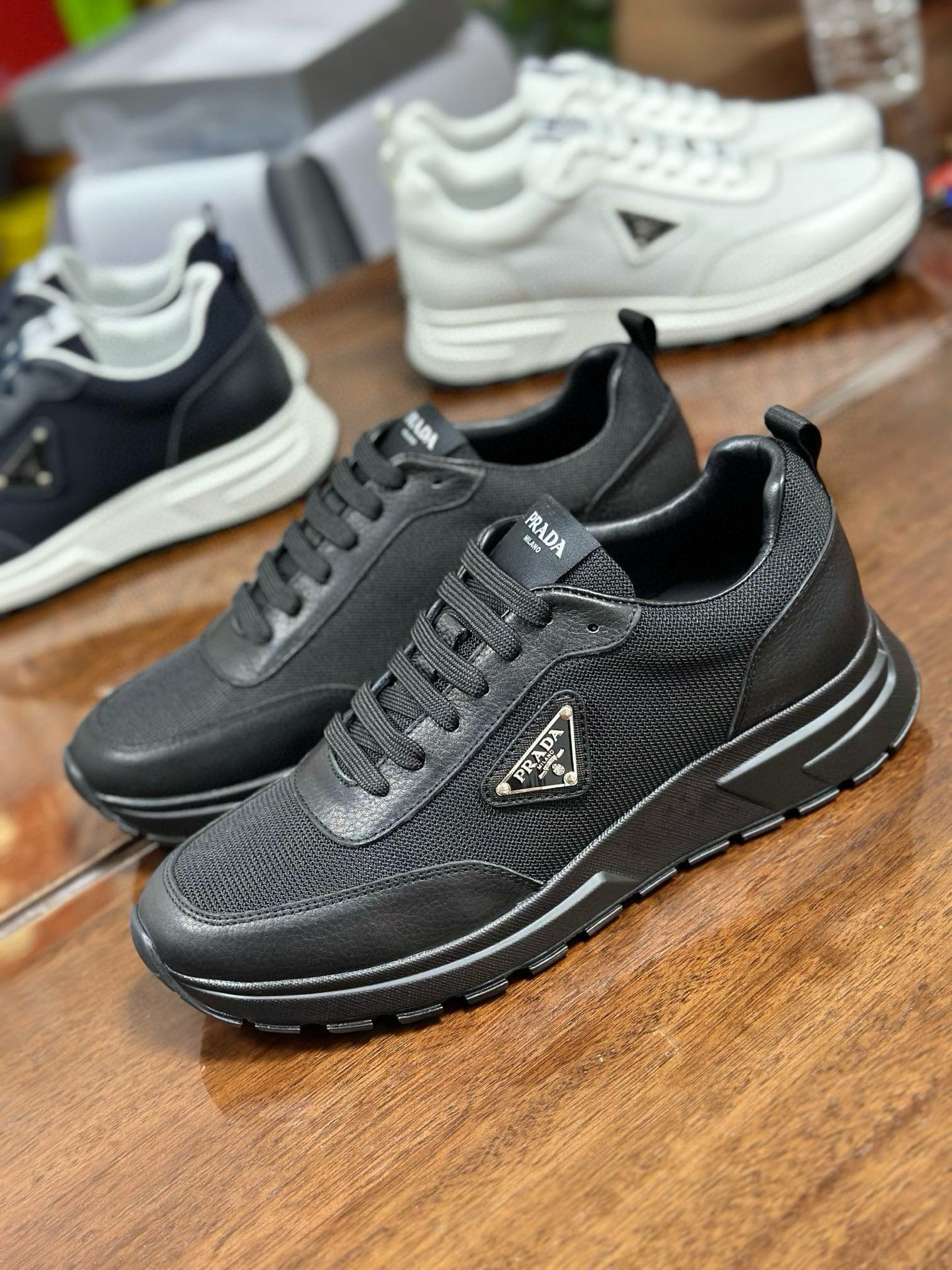 Prada Zapatillas Deportivas de Piel y Tejido Técnico para Hombre