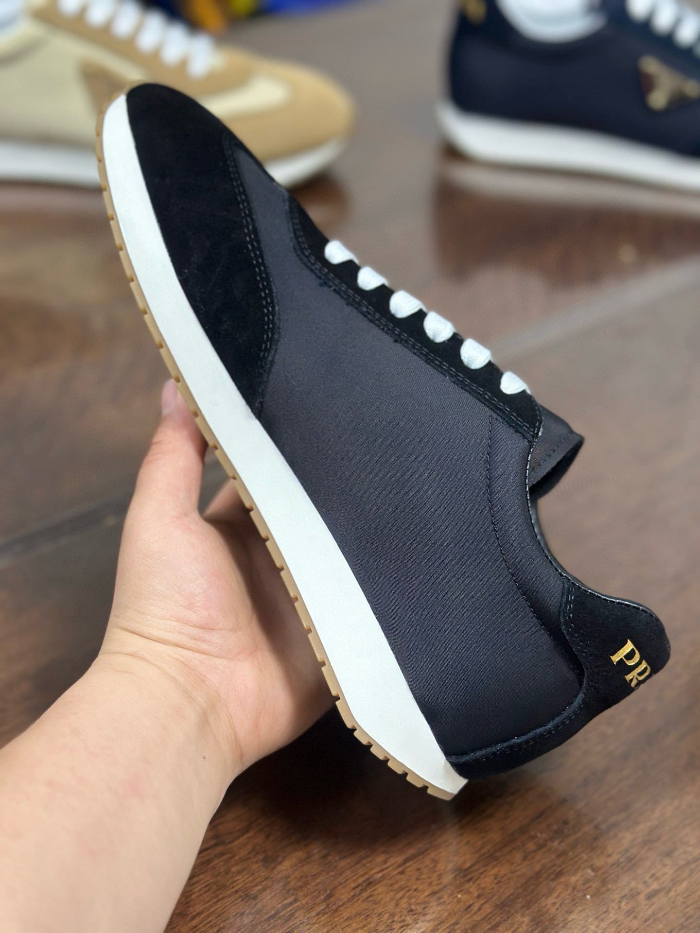 נעלי גברים מוביליים בסגנון Prada עור שחור, נוחות ונוחים 8 i1751507006502 1451 0 6