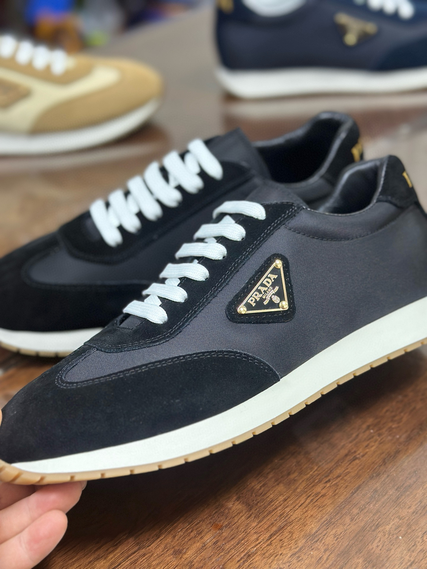 נעלי גברים מוביליים בסגנון Prada עור שחור, נוחות ונוחים 5 i1751507006504 2835 0 3