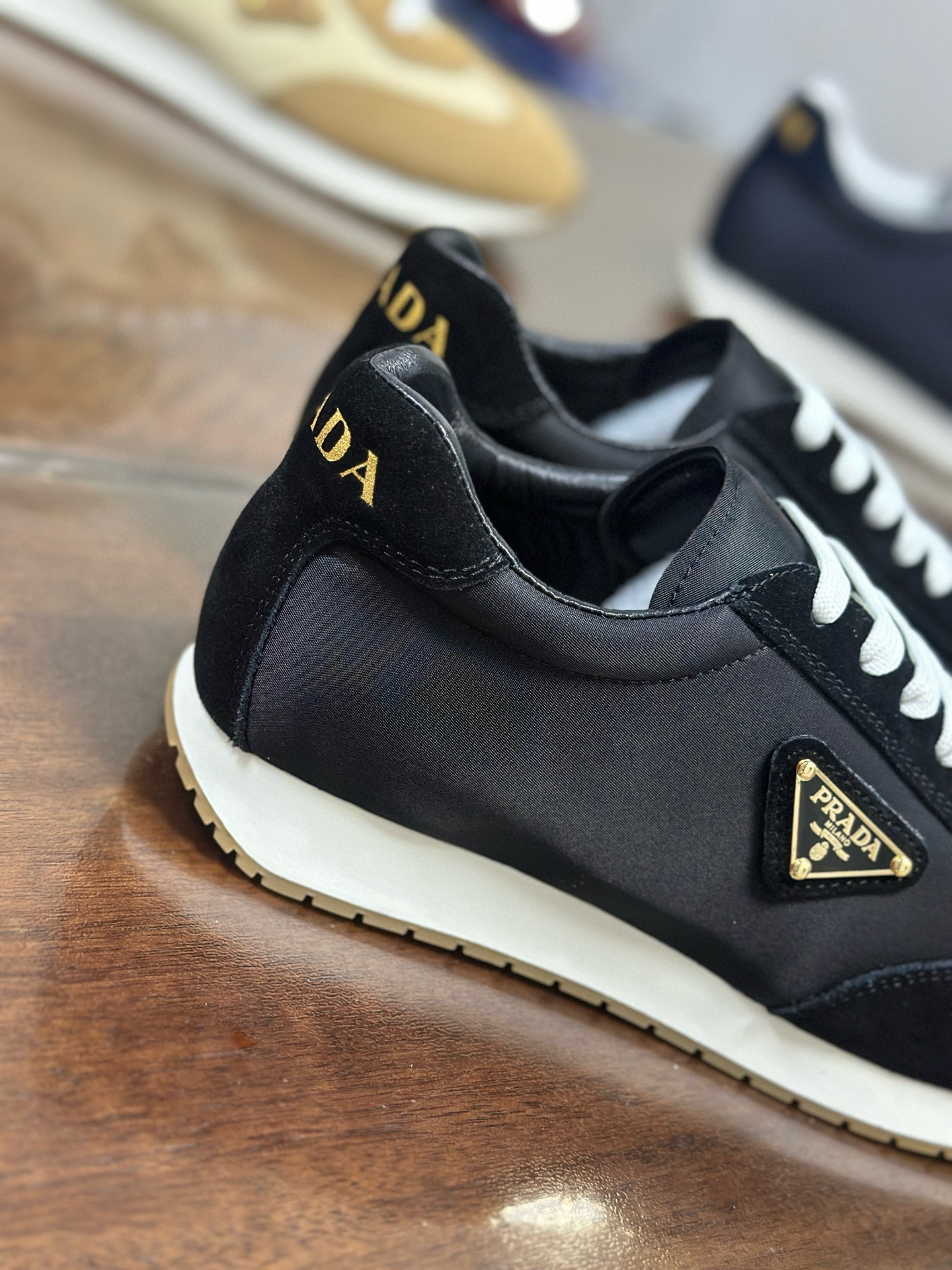 נעלי גברים מוביליים בסגנון Prada עור שחור, נוחות ונוחים 10 i1751507006702 38 0 8