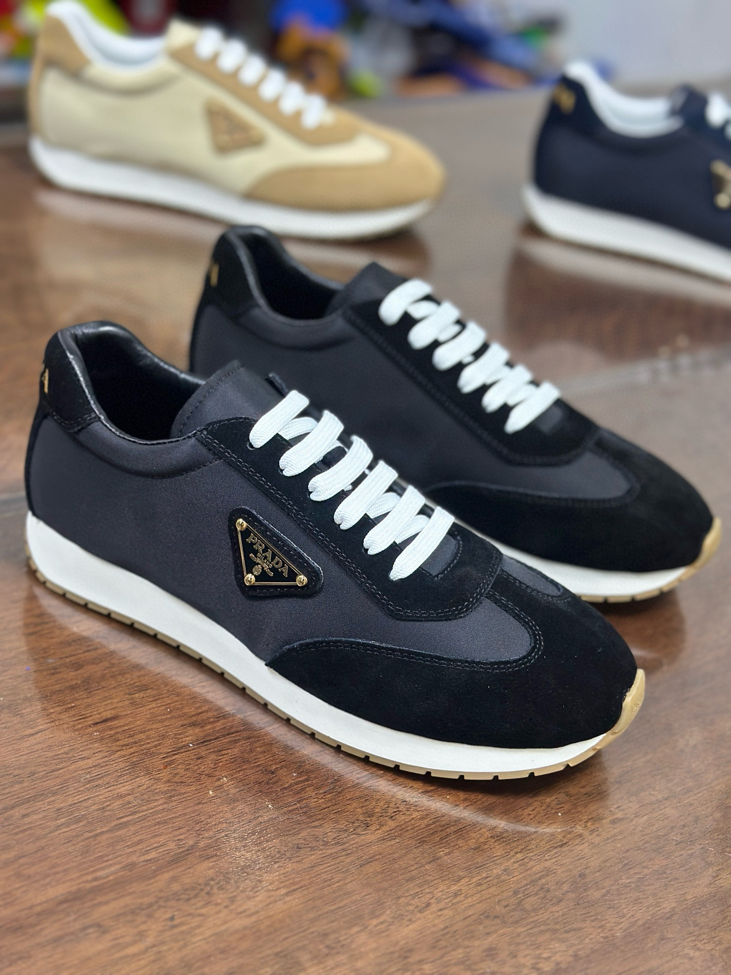 נעלי גברים מוביליים בסגנון Prada עור שחור, נוחות ונוחים 3 i1751507007272 5333 0 1