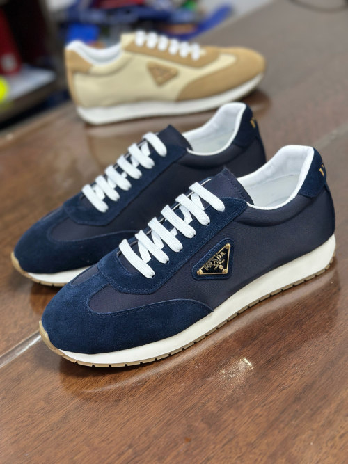 Prada Men's 2025 Spring/Summer Low-Top Sneakers, Casual Lace-Up, Comfortable 1 Prada Men's 2025 Spring/Summer Low-Top Sneakers, Casual Lace-Up, Comfortable