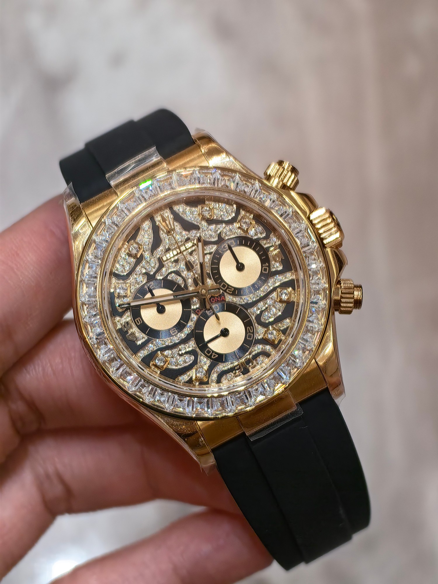 NO:386368,FH factory counterweight version of gold tiger di artificially cultivated diamonds, can be repeatedly wrapped with gold without peeling, integrated movement 154 grams, gold19860909FH factory 配重版黄金老虎迪 人工培育钻 不掉皮不掉色可以反复包金 一体机芯 154克,,gold,Watch