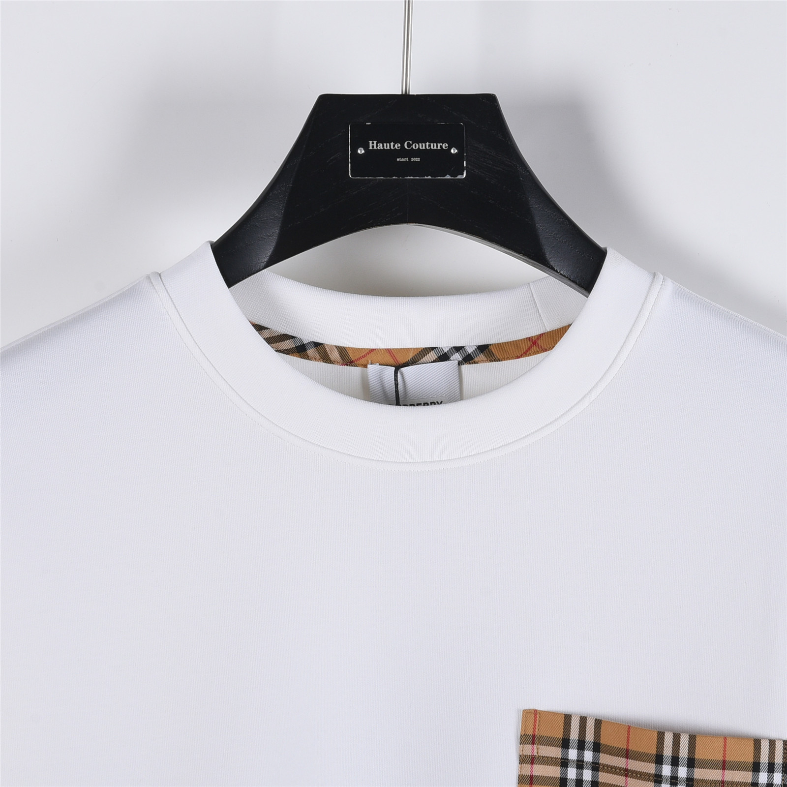 Burberry/巴宝莉 25ss 口袋格纹袖子字母大标太空棉卫衣黑色 白色