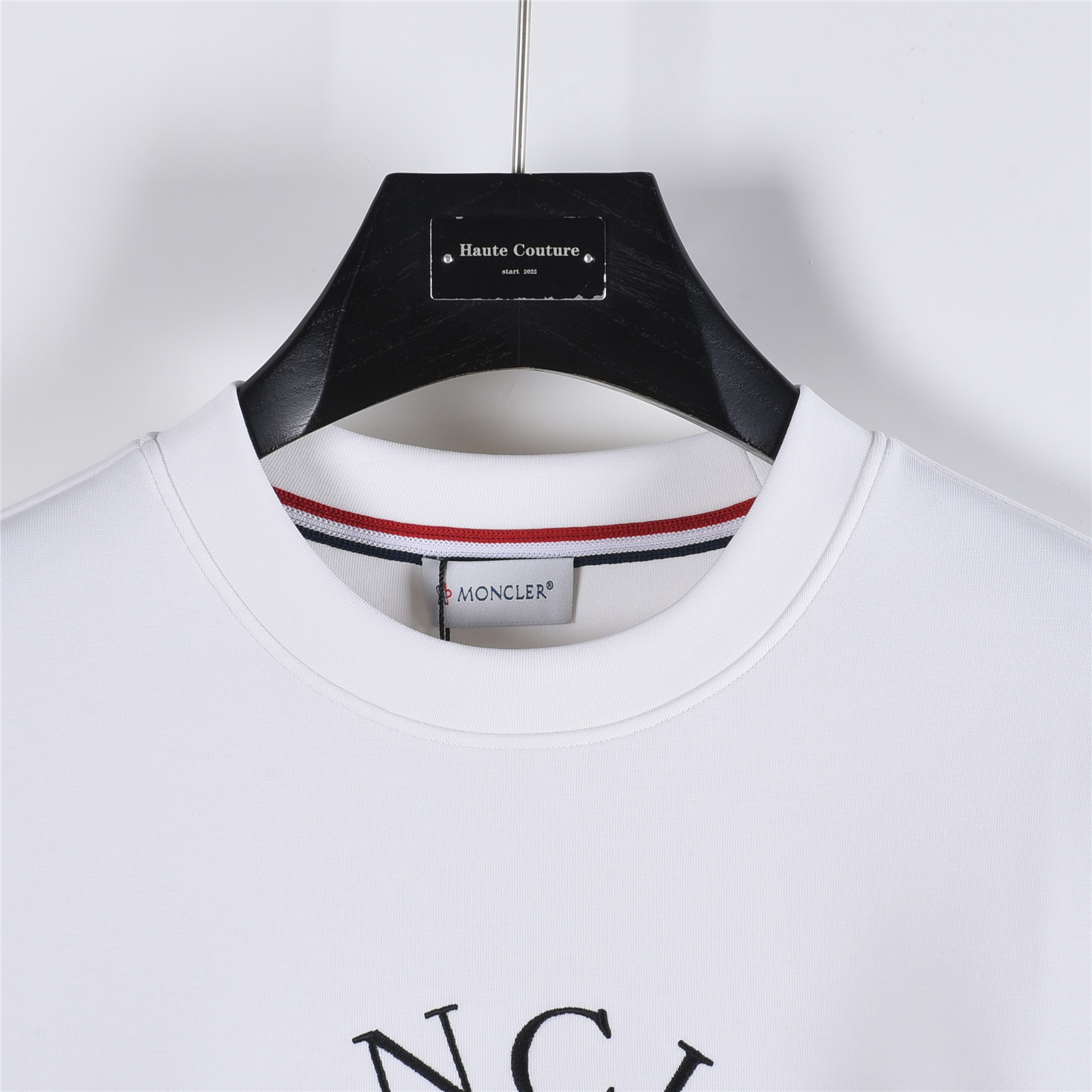 Moncler/蒙口 25ss 刺绣大logo太空棉卫衣 黑色 白色