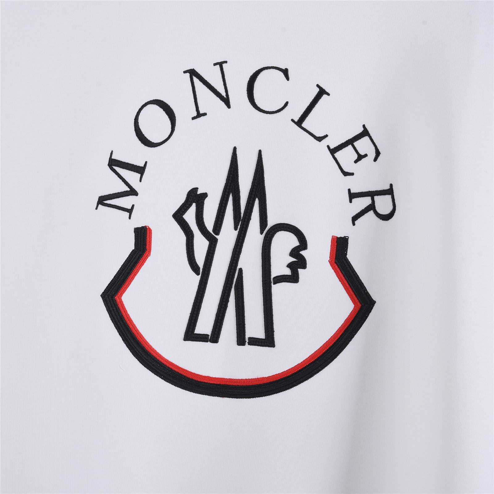 Moncler/蒙口 25ss 刺绣大logo太空棉卫衣 黑色 白色