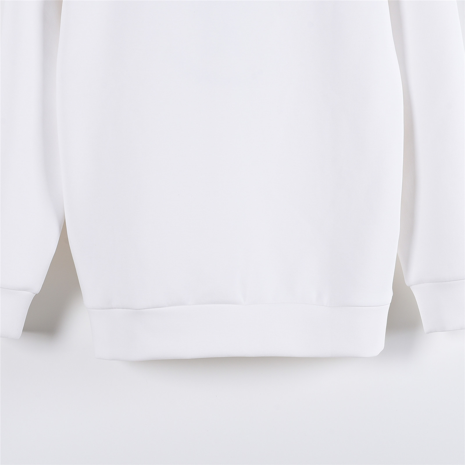 Moncler/蒙口 25ss 刺绣大logo太空棉卫衣 黑色 白色