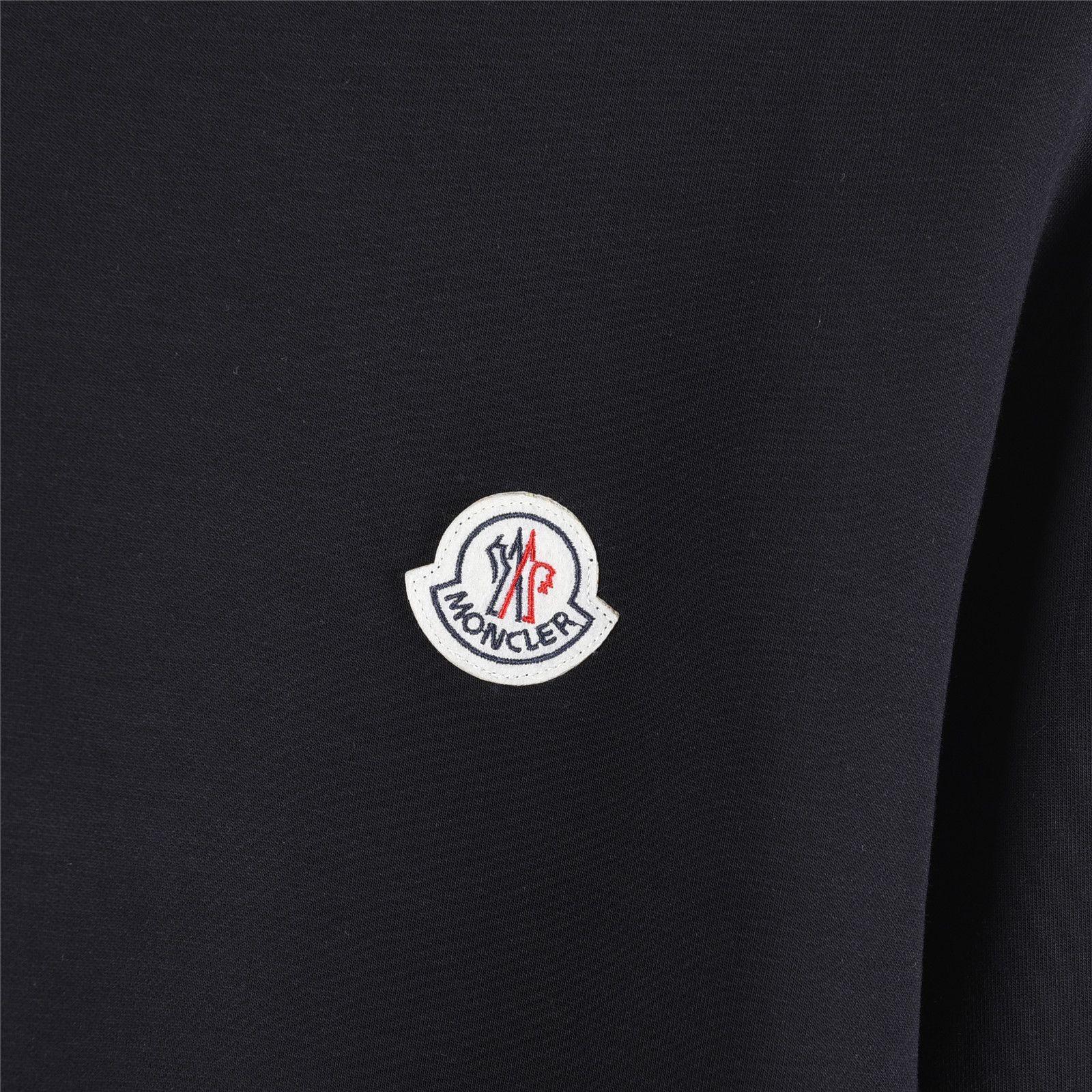 Moncler/蒙口 25ss 经典铃铛小标logo圆领太空棉卫衣