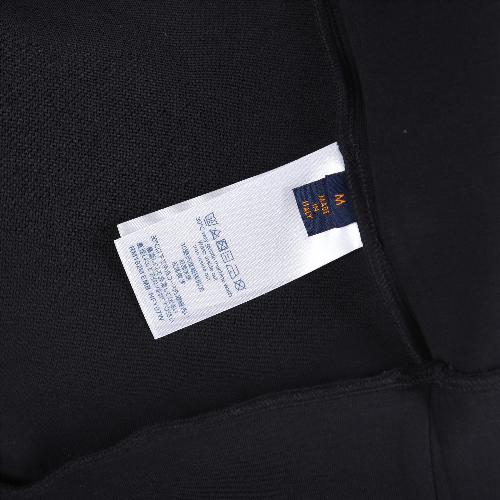 Louis Vuitton/路易威登 25ss 斑点logo圆领太空棉卫衣-High Quatity Cheap Brand wholesale wholesaler seller Clothes Bags handbags Sneakers Top Fashion Clothing Shoes from China Factory Chinese suppliers best Quality Beautiful Price Louis Vuitton/路易威登 25ss 斑点logo圆领太空棉卫衣